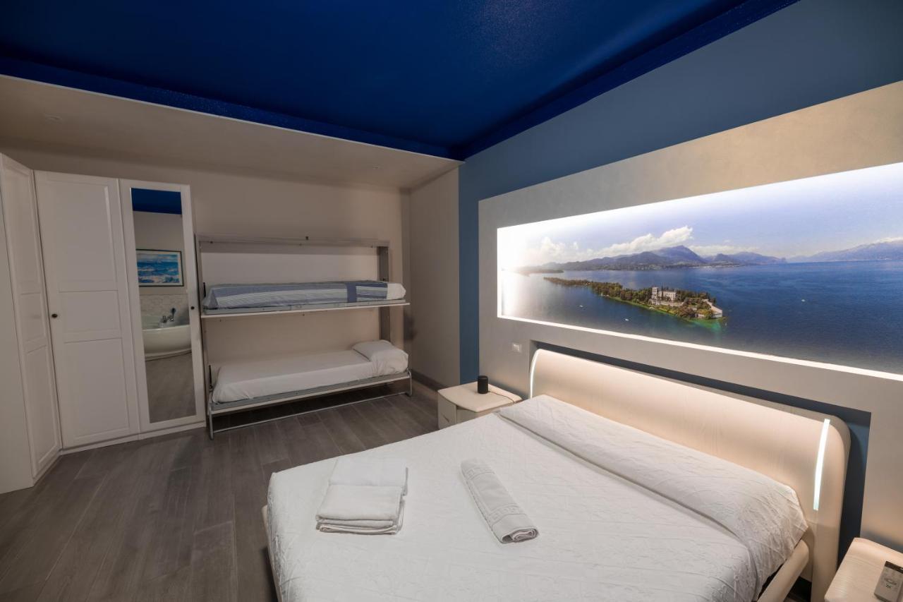 Garda Fantasy Apartment - Jacuzzi Ντεζεντσάνο ντελ Γκάρντα Εξωτερικό φωτογραφία